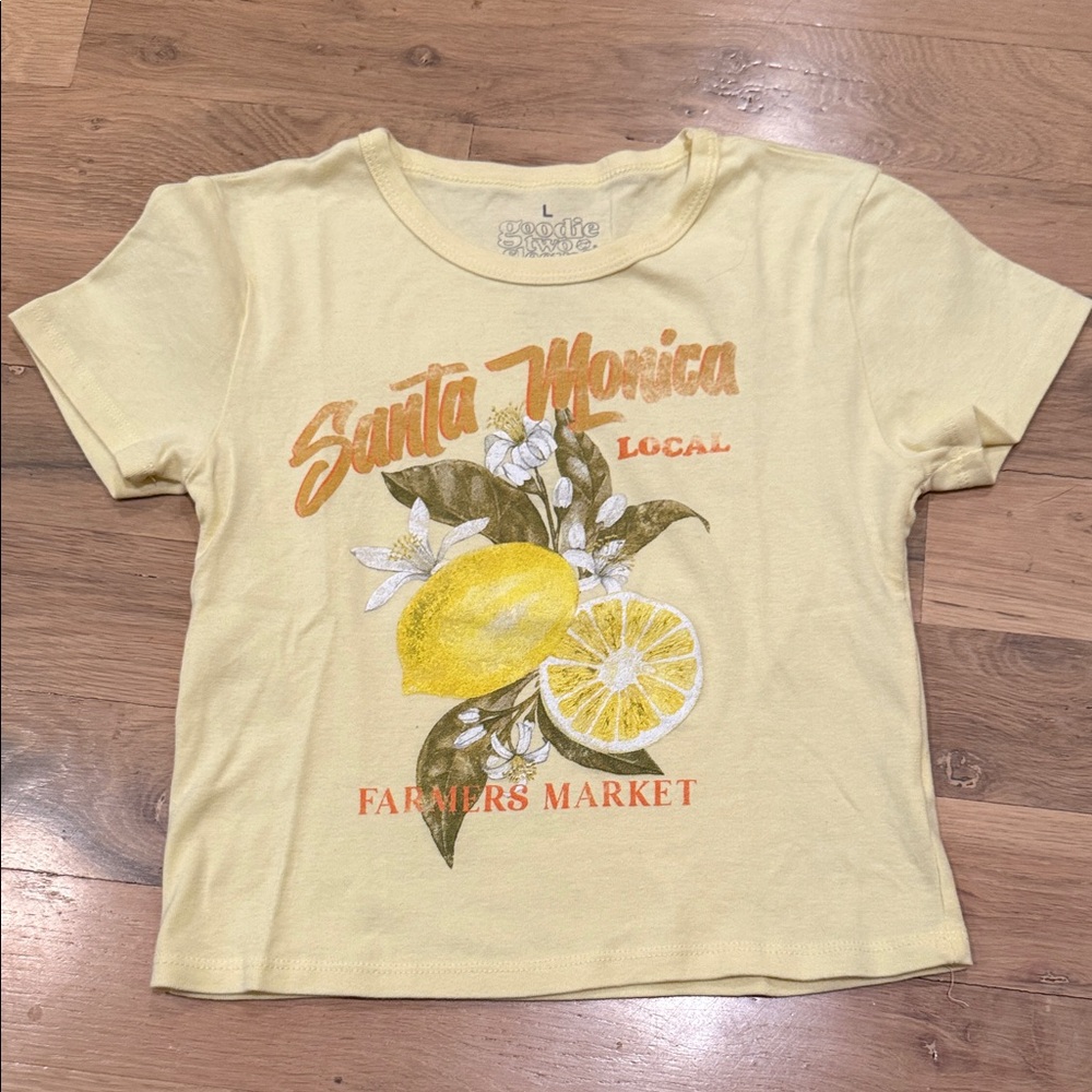 Santa Monica Local Lemon Graphic Tee - Yellow NWOT